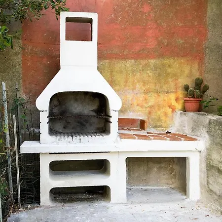 Quercianella Relax In With Patio & Garden Dom wakacyjny