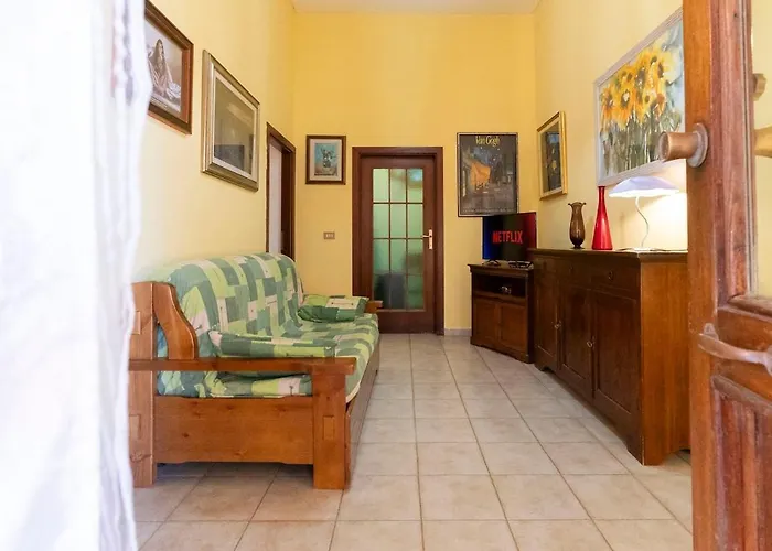 Quercianella Relax In With Patio & Garden * Livorno
