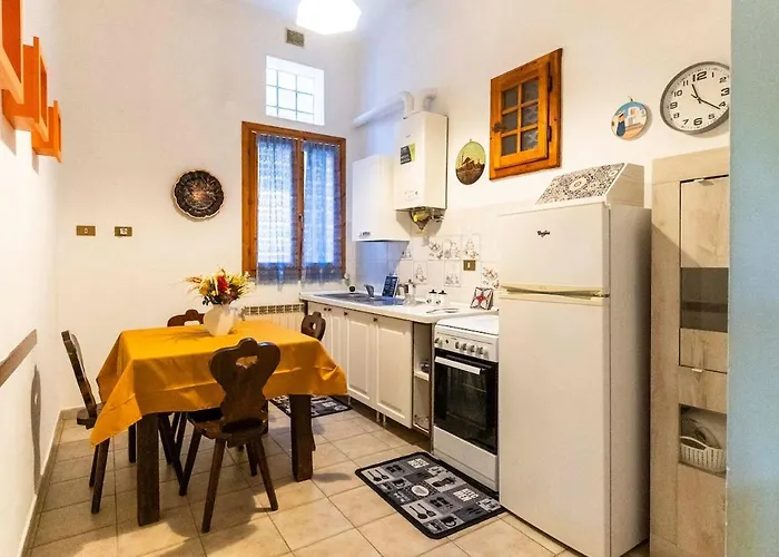 Quercianella Relax In With Patio & Garden * Livorno